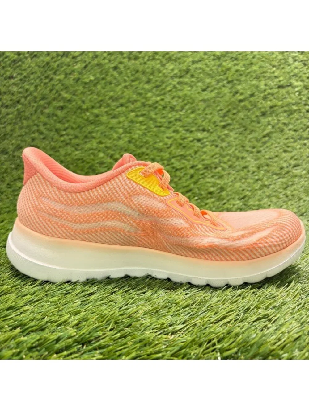 Skechers please review